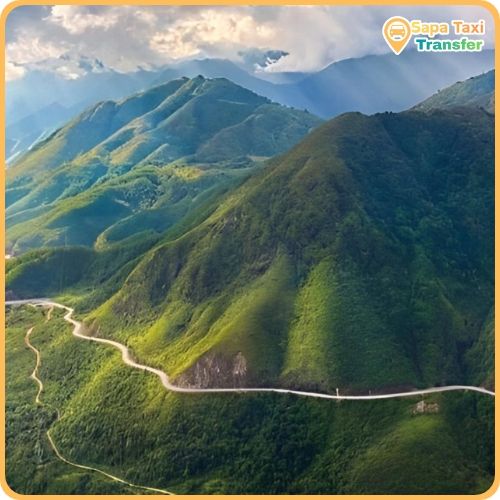 Rong May Glass Bridge Location: Where Is It? 8 O Quy Ho Pass road between Sapa and Rong May Glass Bridge